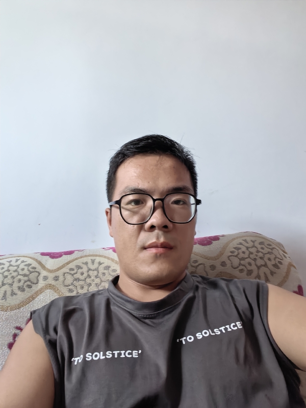 卫TF的第三张照片--海南中老年相亲网
